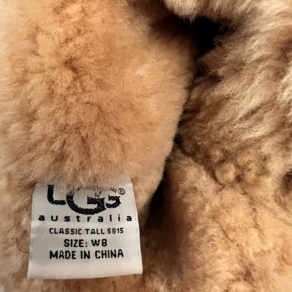 Ugg Chestnut Classic Tall women’s shearling boots, size 8 (style 5815). - Picture 8 of 11